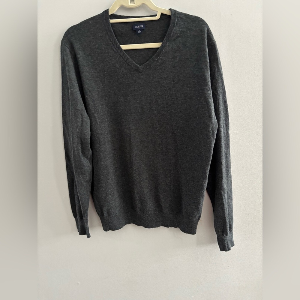 J. Crew Men's Gray V-Neck Sweater Size Large Merino Wool Blend